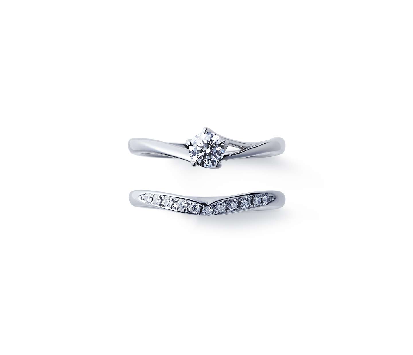 婚約指輪“初桜” 結婚指輪“睡蓮”との重ね付け