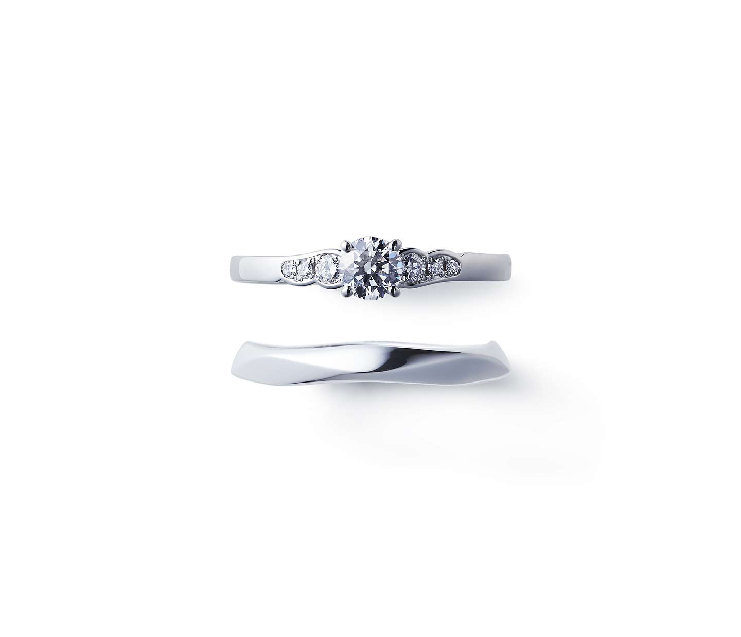 婚約指輪“花麗” 結婚指輪“由良”との重ね付け