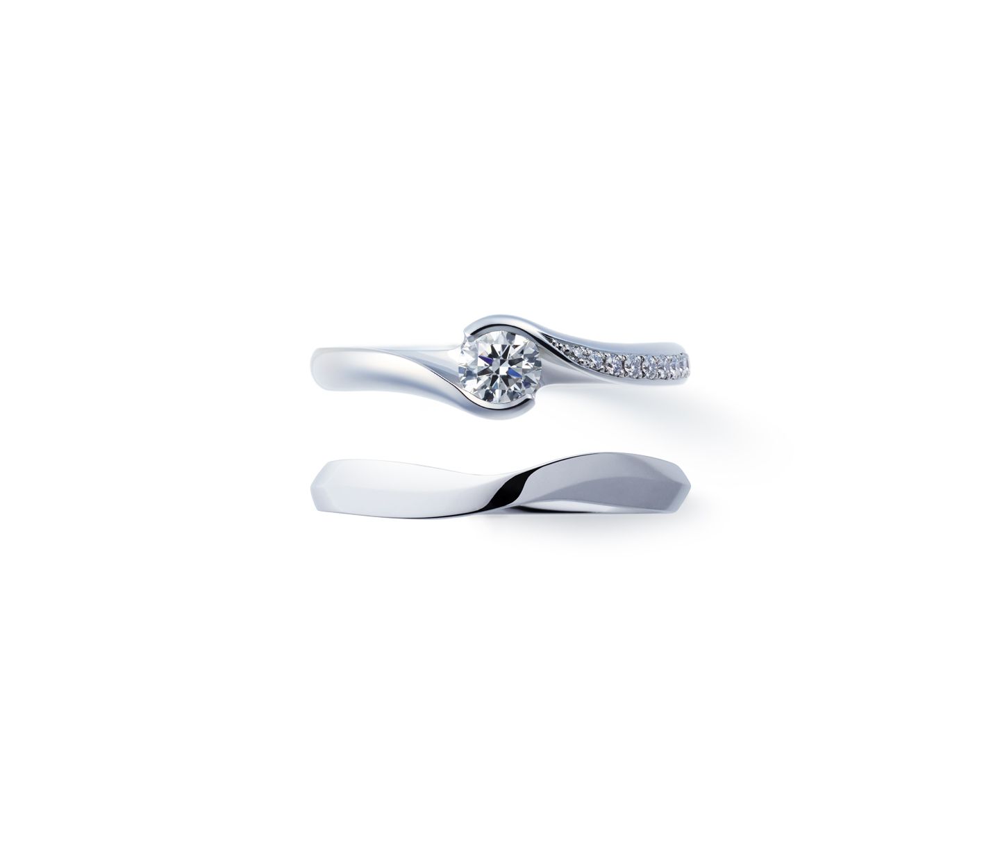 婚約指輪“暁” 結婚指輪“茜雲”とのセットリング