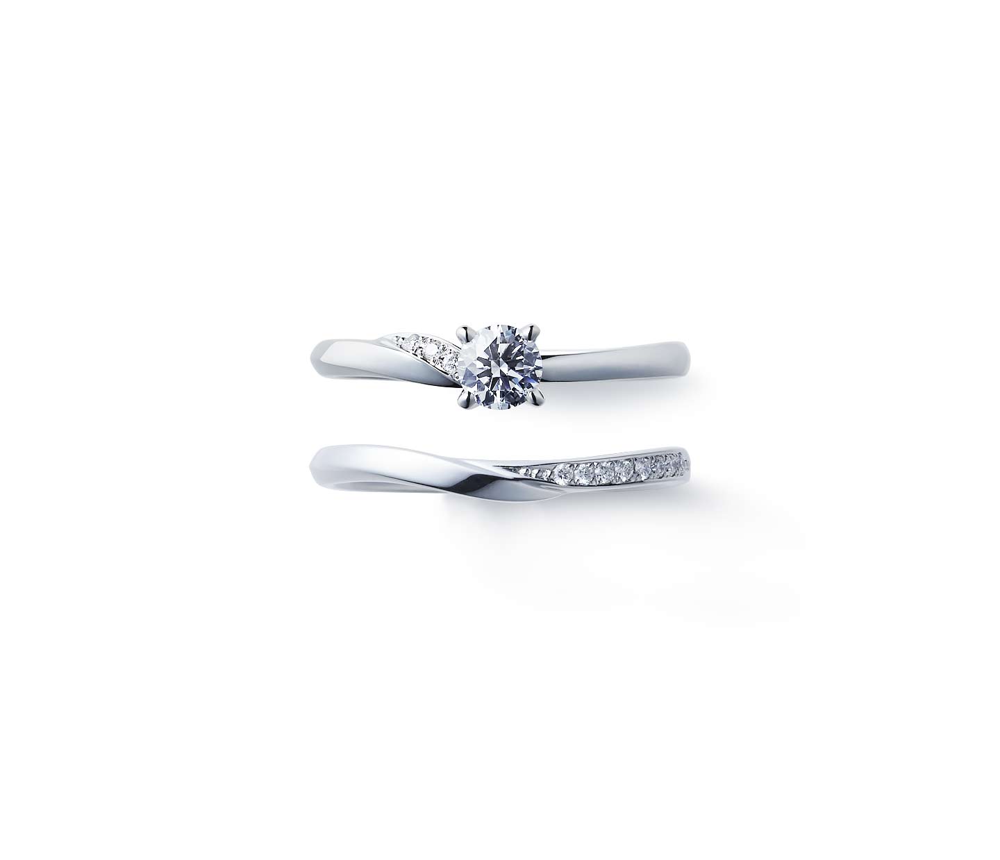 婚約指輪“木洩日” 結婚指輪“せせらぎ”とのセットリング