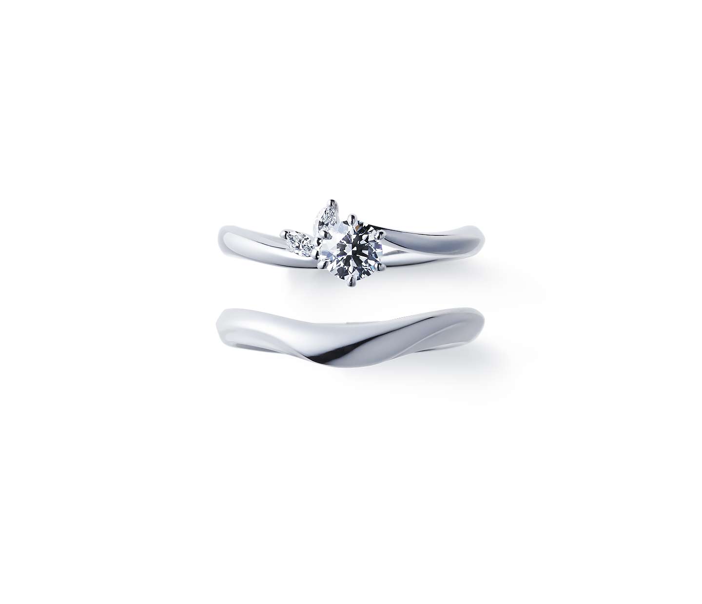婚約指輪“月彩” 結婚指輪“月の雫”とのセットリング