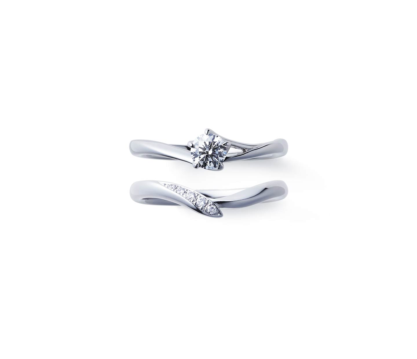 婚約指輪“初桜” 結婚指輪“初桜”とのセットリング