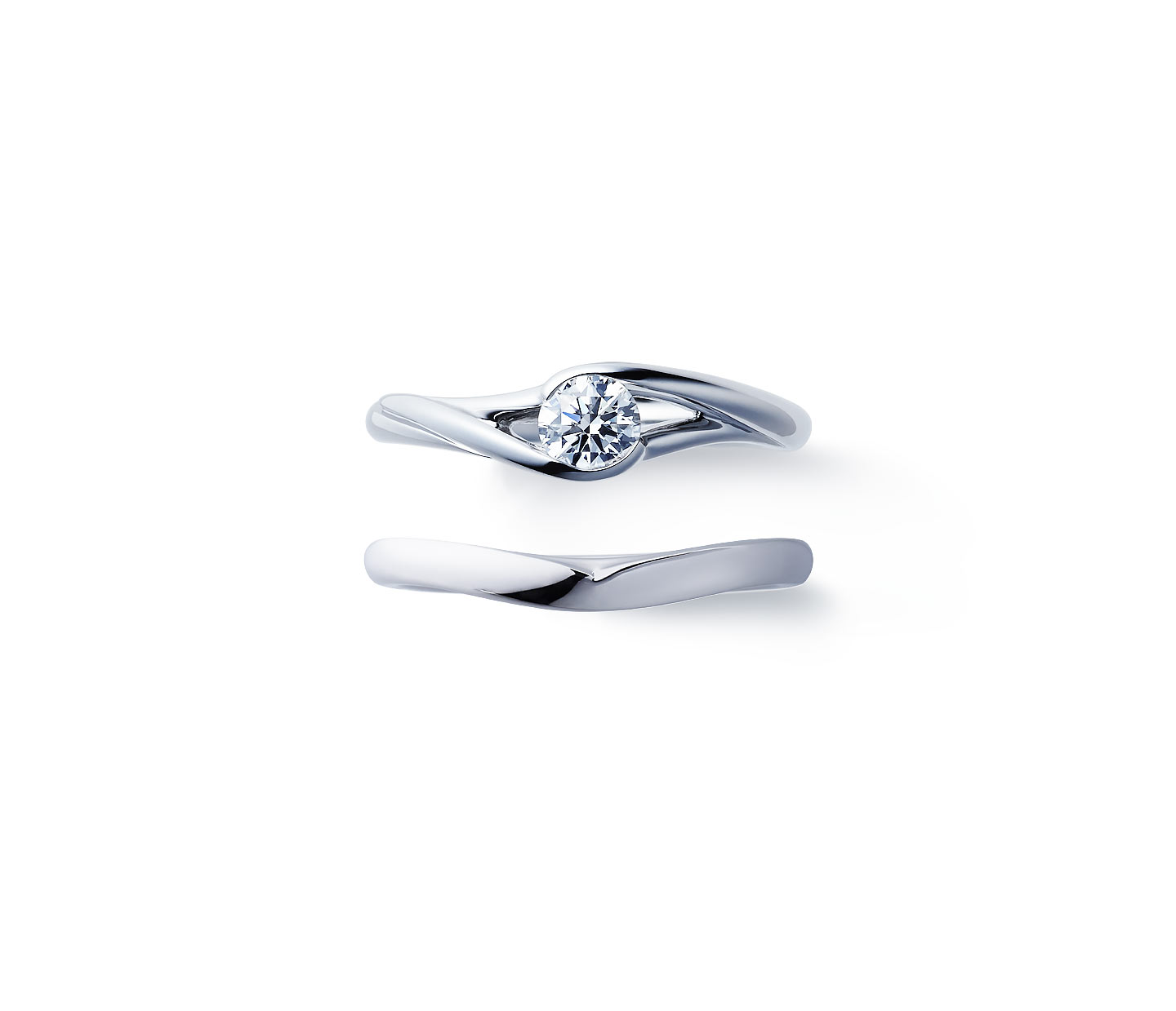 婚約指輪“望” 結婚指輪“睡蓮”との重ね付け