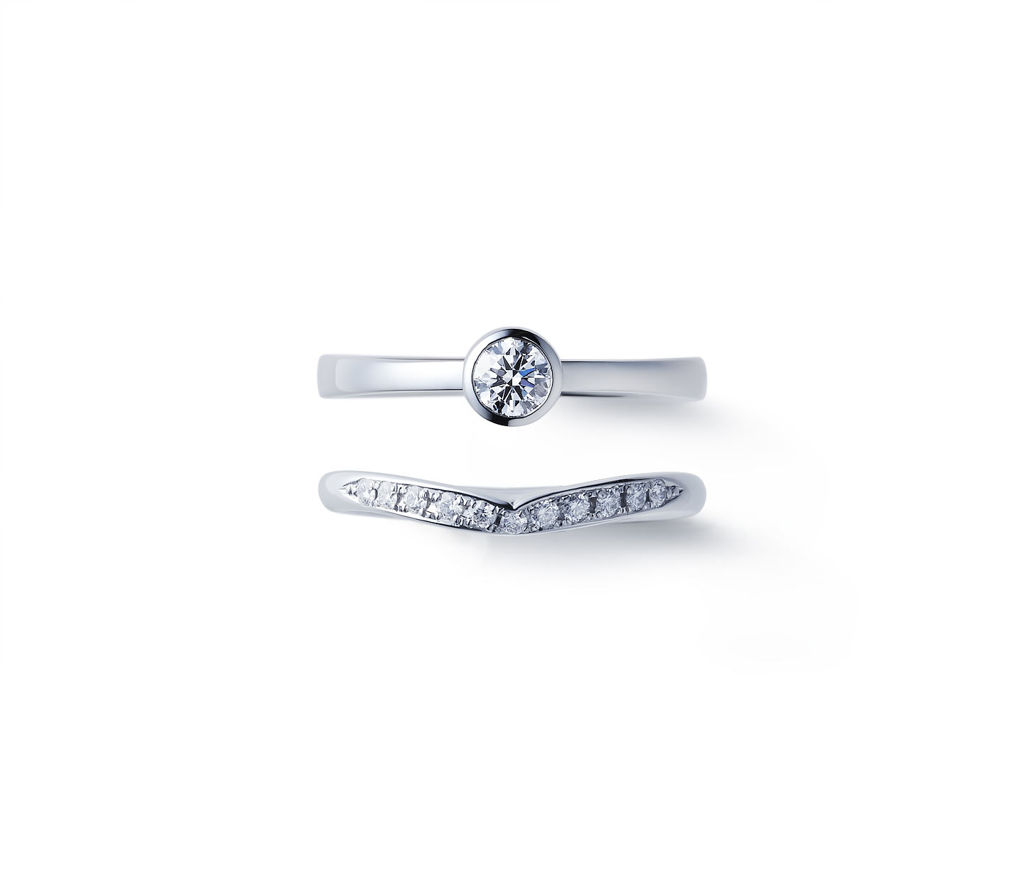 婚約指輪“八重霞” 結婚指輪“睡蓮”との重ね付け
