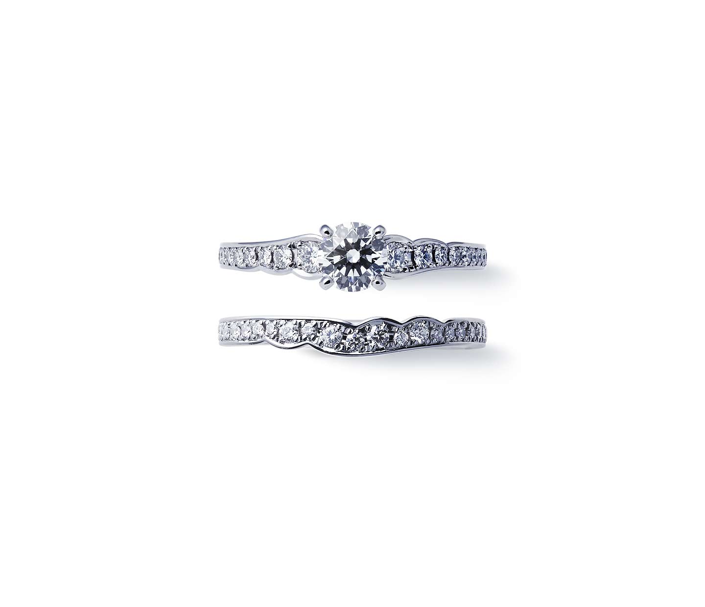 俄(NIWAKA)の花麗の婚約指輪です。 販売クリアランス - core-group.com