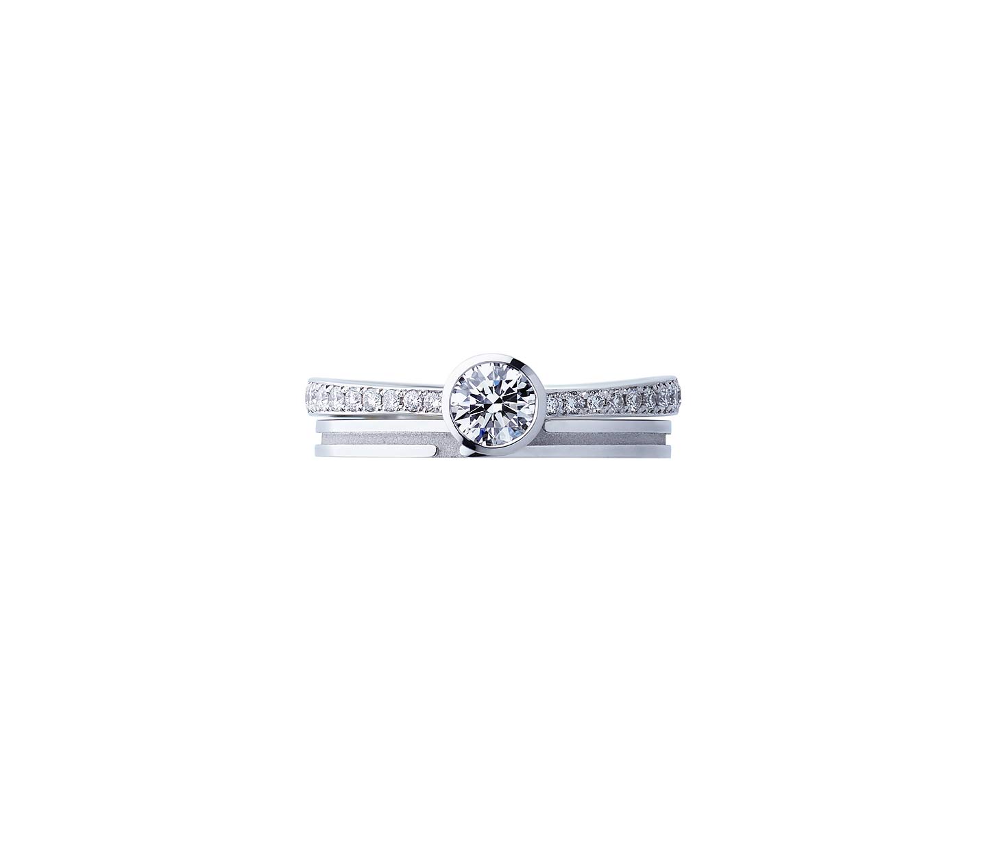 婚約指輪“八重霞”とのセットリング
