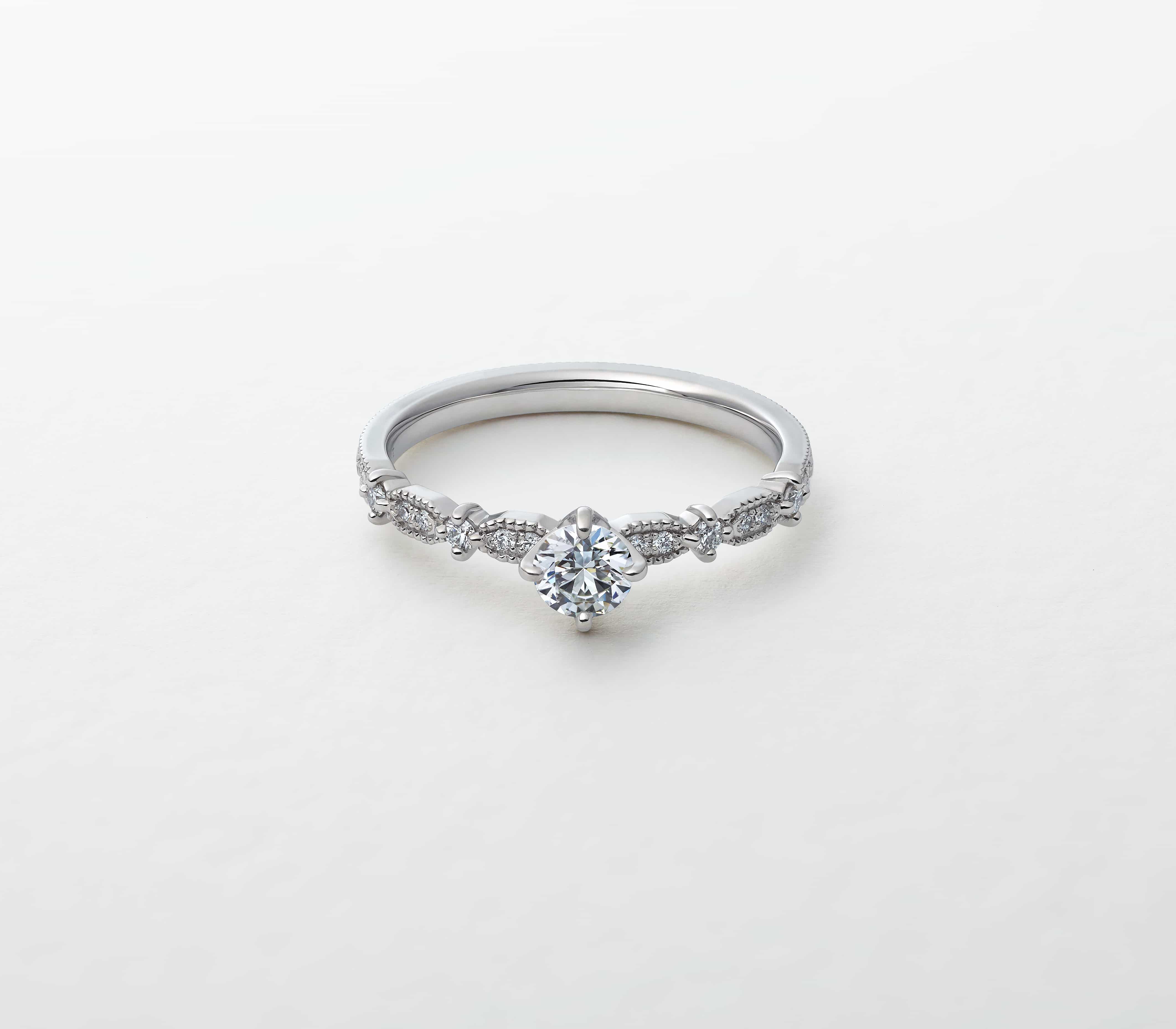 Cloche ダイヤモンド リング c727dac8f590cb8d379724f21f1b33